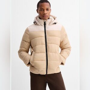 Point Zero Ultralight Puffer Jacket – Size M